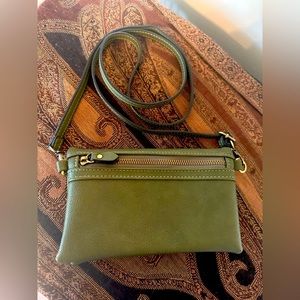 ADORABLE WALLET CROSSBODY